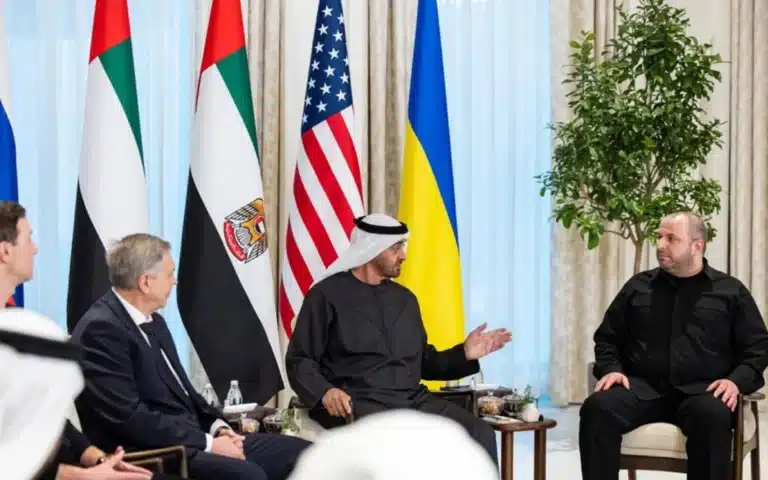 Prvi trilateralni sastanak od početka rata: Šta je dogovoreno u Abu Dabiju?