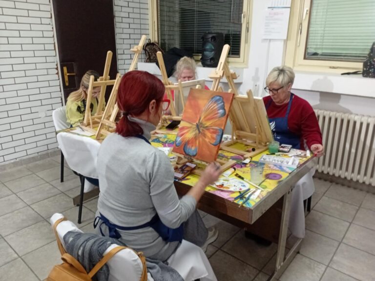 KREATIVNOST NA DELU U BEOČINU: Nastavljen projekat „Bljesak u oku žene“