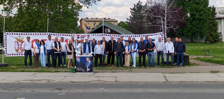SNS Beočin u direktnom razgovoru sa građanima: Zajedno za još jaču Srbiju