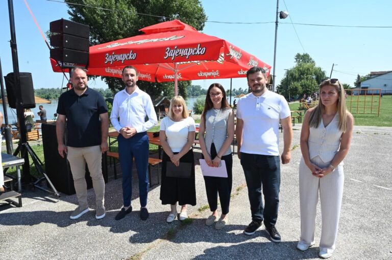 Banoštor obeležio 15. jubilarni „Dan Dunava“: Praznik zajedništva i tradicije na obali reke