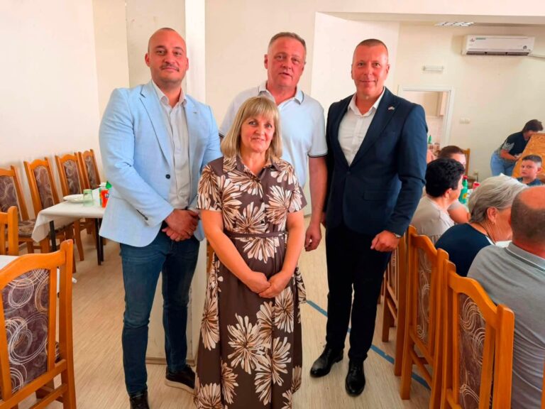 Svedočanstvo dugogodišnjeg prijateljstva: Meštani Luga i Donjeg Katuna obeležili 42 godine bratstva